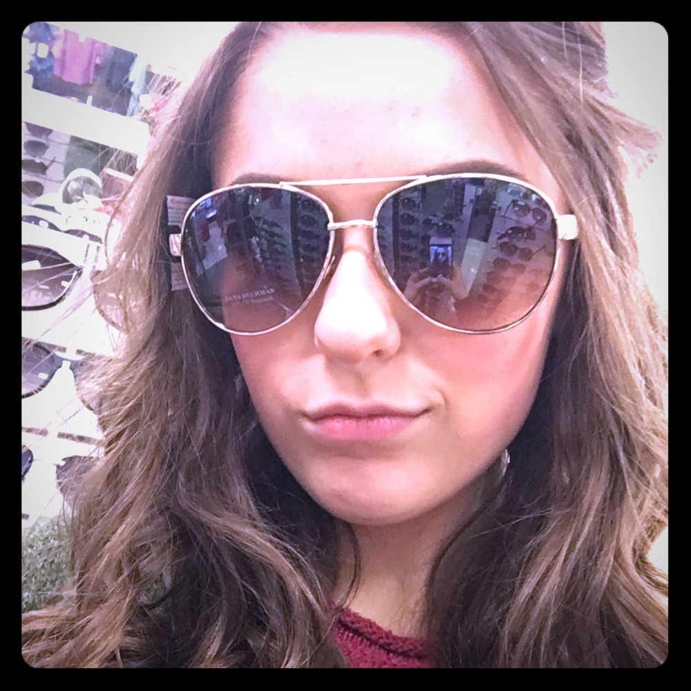 Meet your Posher, Annika